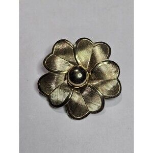 Vintage Unbranded Goldtone Flower Brooch Pin 1.5”